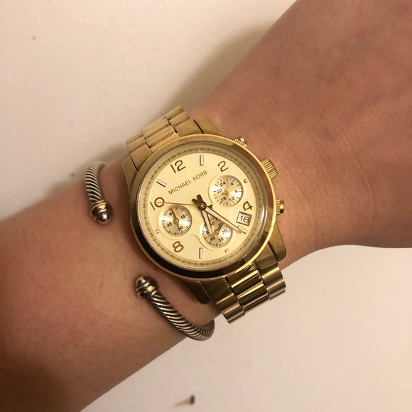Michael Kors Gold Watch - Picture 1 of 2